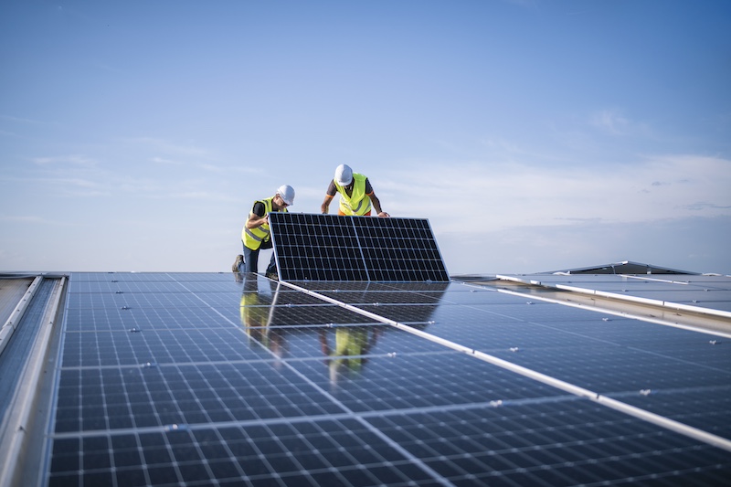 Zonnepanelen op je dak: vanaf wanneer is dit verplicht voor bedrijven?