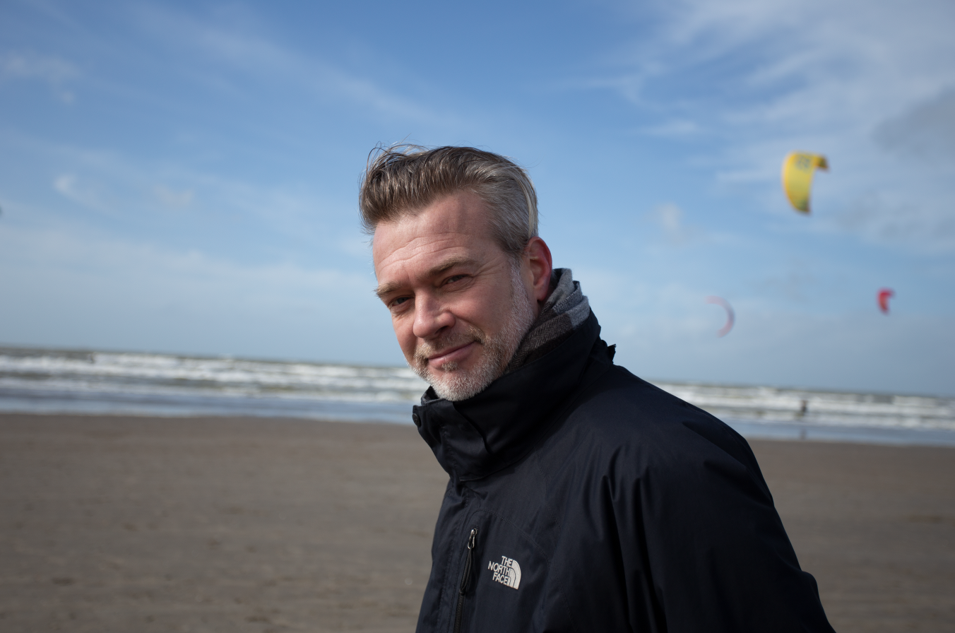 Rubriek LeegHoofd: ‘Op het strand gaat het loslaten en relativeren vanzelf’