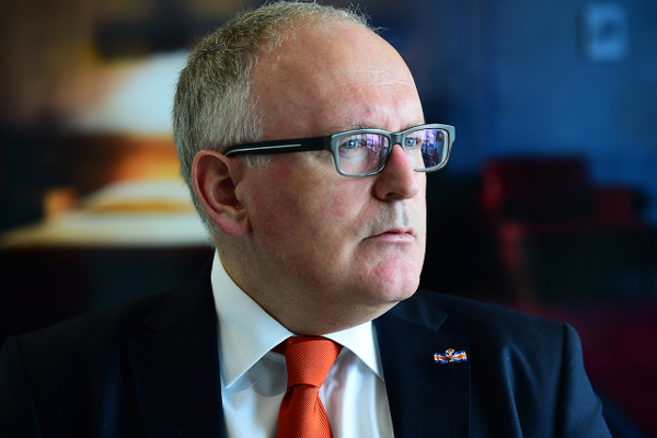 Frans Timmermans: ‘Europa laten we toch niet vallen?’