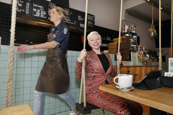 ‘Happy Tosti in Den Haag. Hier zat ik als zzp’er vaak te werken. En het is goed dat hier ook mensen met een arbeidsbeperking werken.’