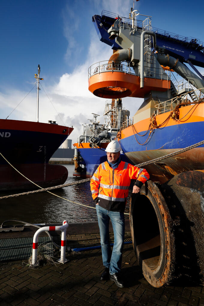 'Nu koken miljoenen mensen nog op houtvuurtjes', stelt Pieter van Oord. Overgang naar gas betekent dan verduurzaming. 'Ik vind zelfs dat wij ze vanuit een moreel oogpunt moeten helpen met die transitie'