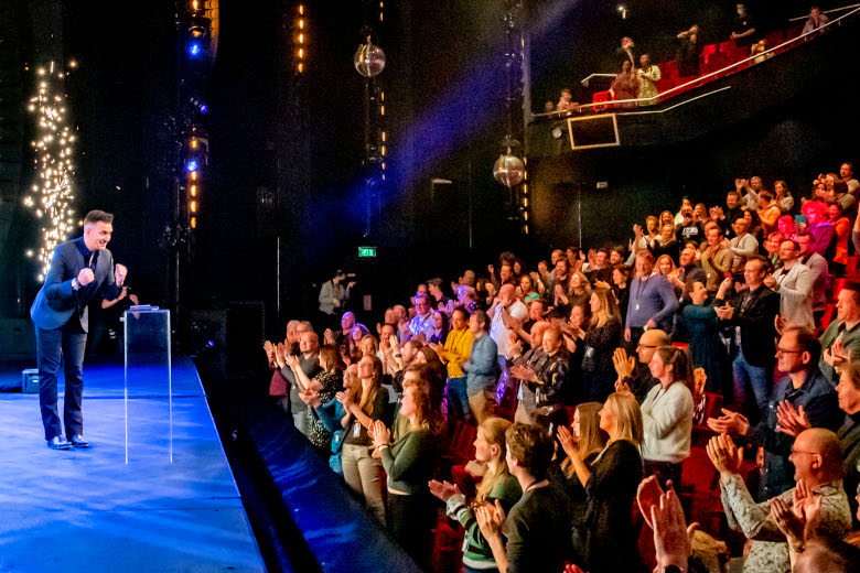 Boris van der Ham wacht tot licht in het theater eindelijk weer aan kan