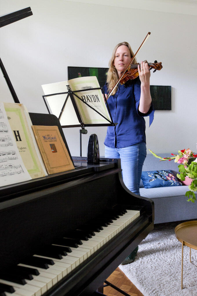 ‘Vanaf mijn vijfde speel ik viool en mijn kinderen nu ook. Het leren spelen van een instrument, het samenspelen in een orkest, verrijkt je leven'