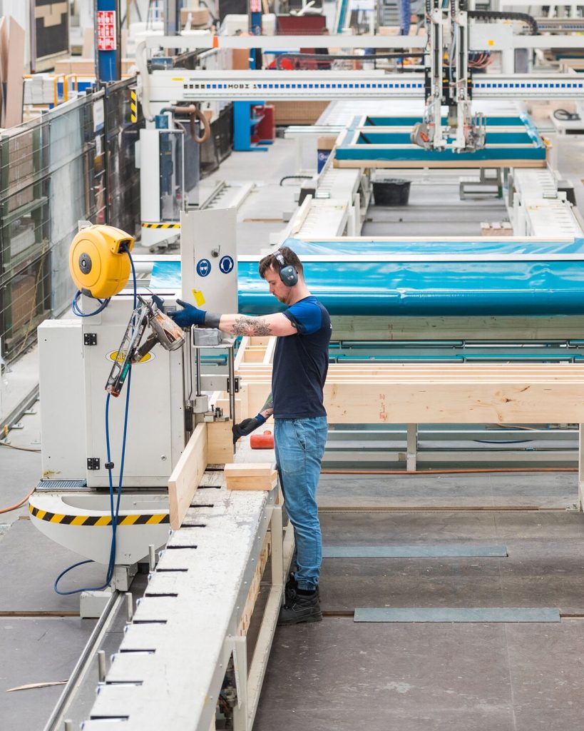 Forumartikel over VDL De Meeuw