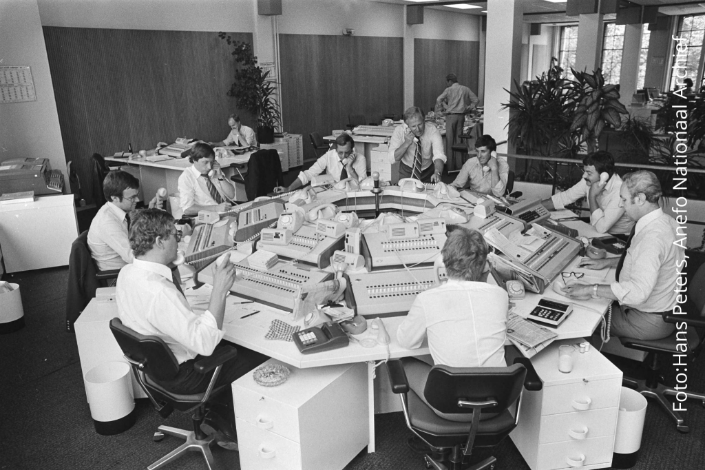 Collectie / Archief Fotocollectie Anefo Beschrijving Dollarcrisis, drukte op kantoor valutamakelaar Wllich en Marthes , Amsterdam Datum 1978-08-15 Locatie Amsterdam Noord-Holland